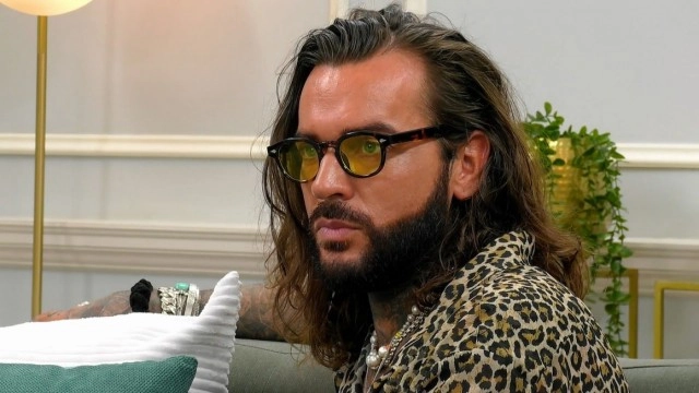 Celebs Go Dating