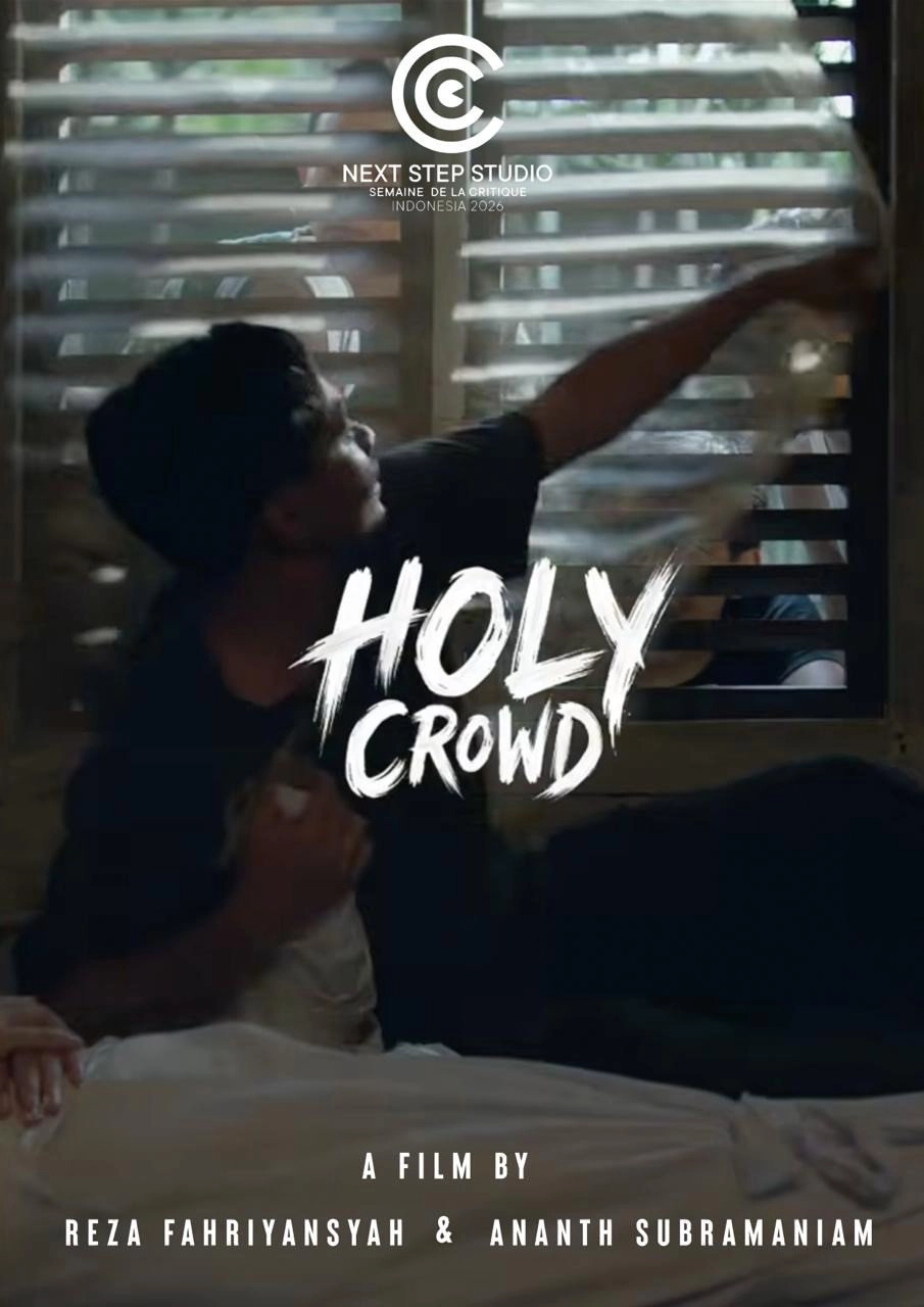 Holy Crowd
