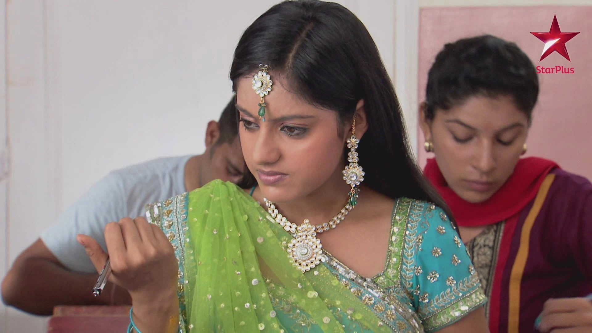 Diya Aur Baati Hum