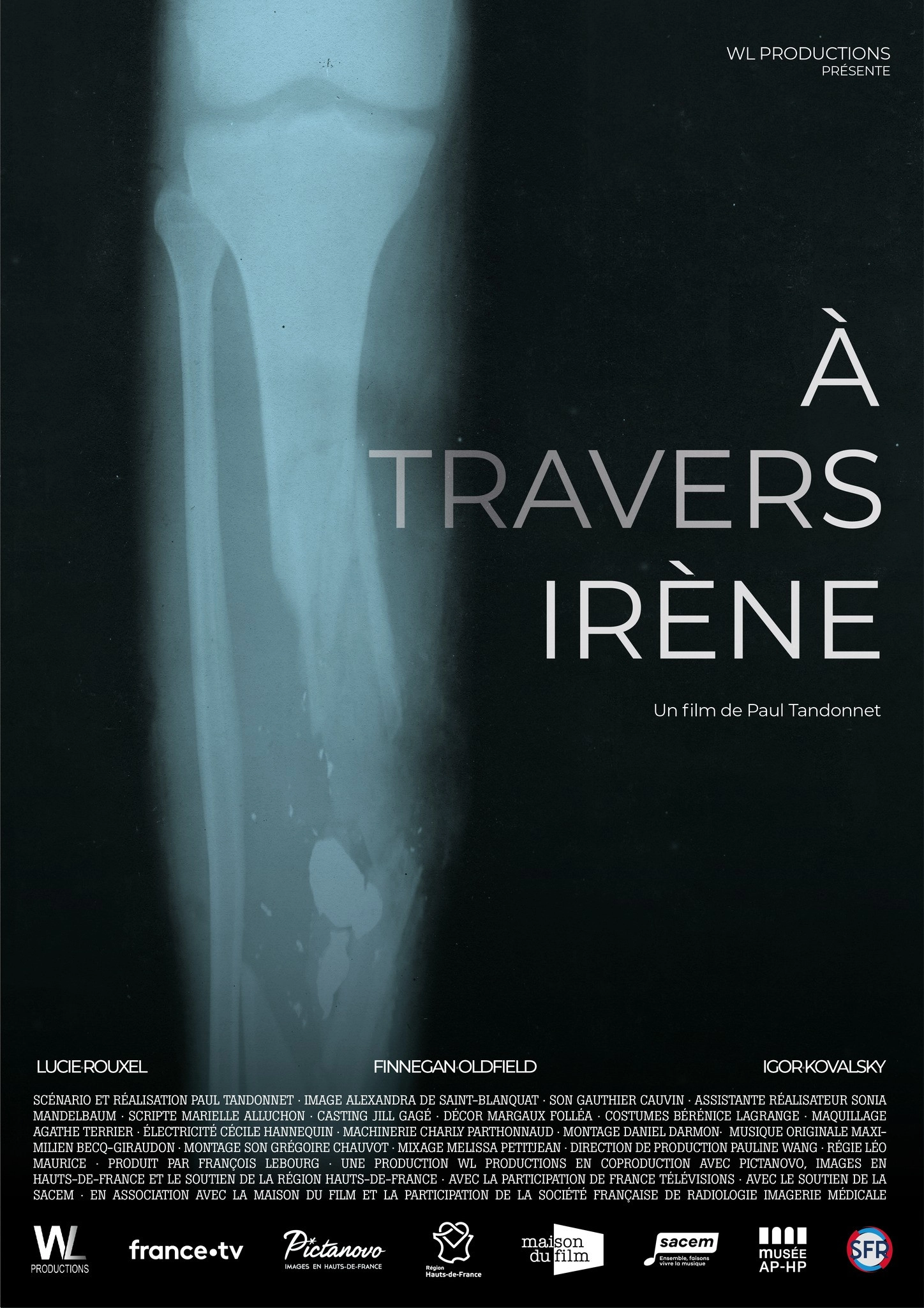 À travers Irène