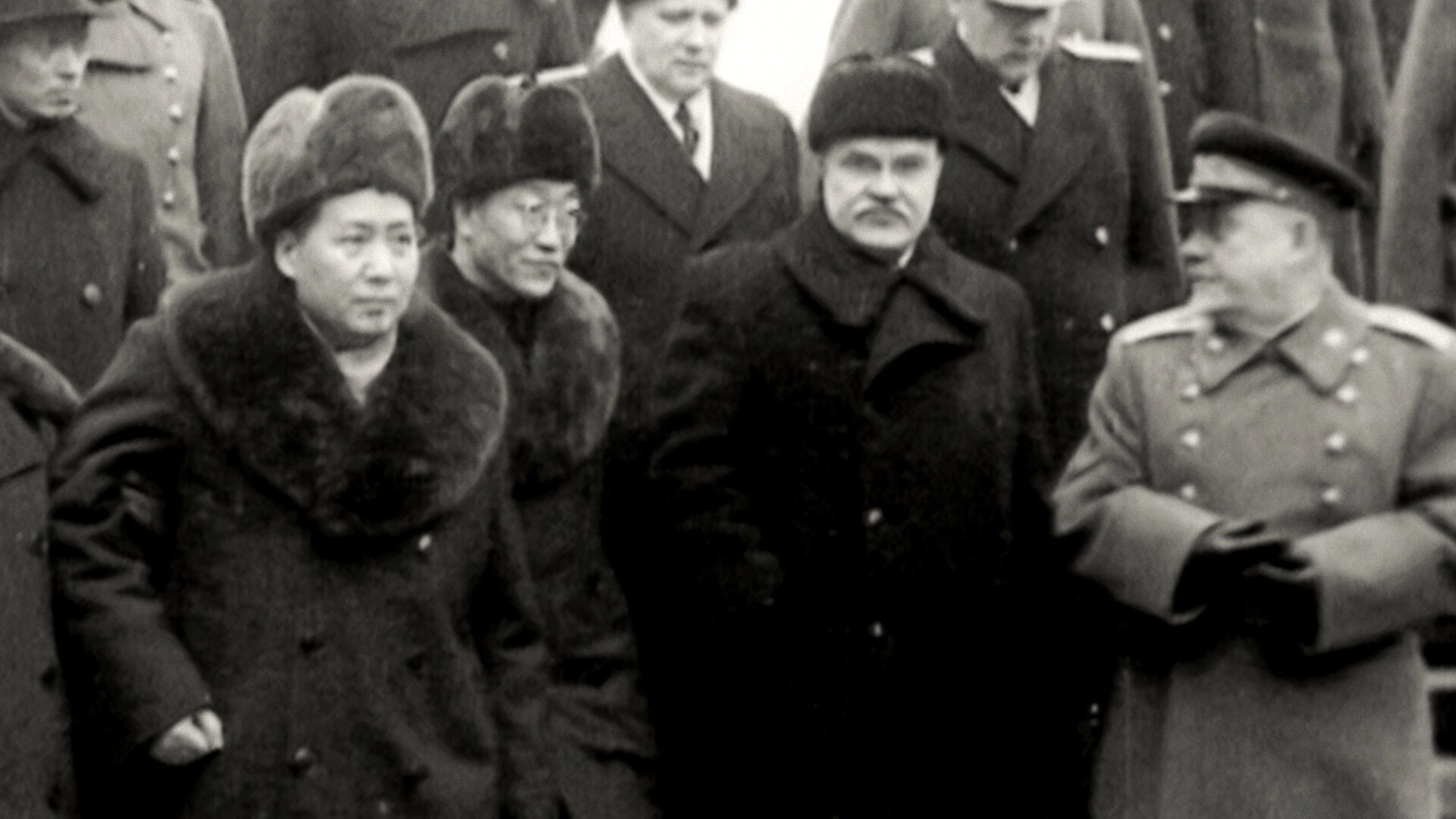 Turning Point: The Bomb and the Cold War