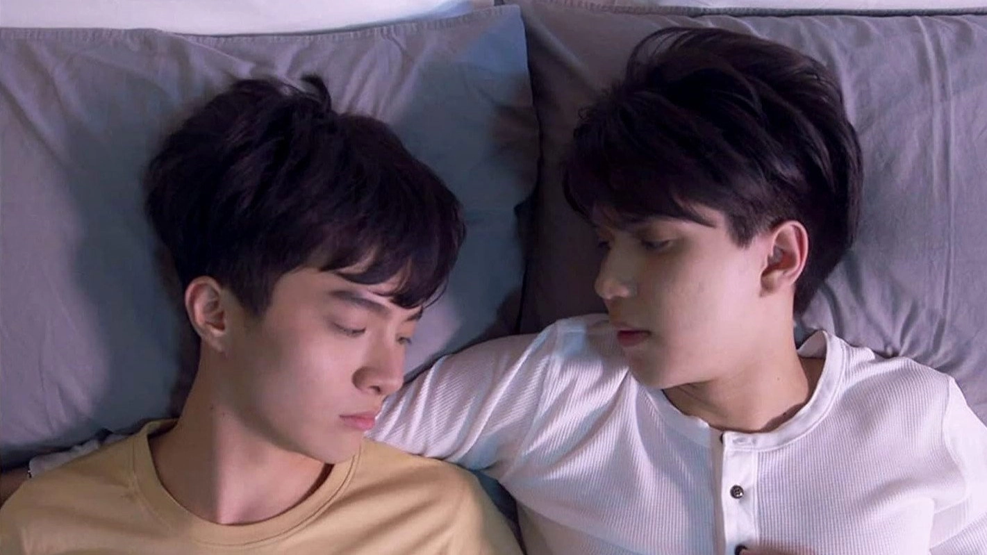 2 Moons 2