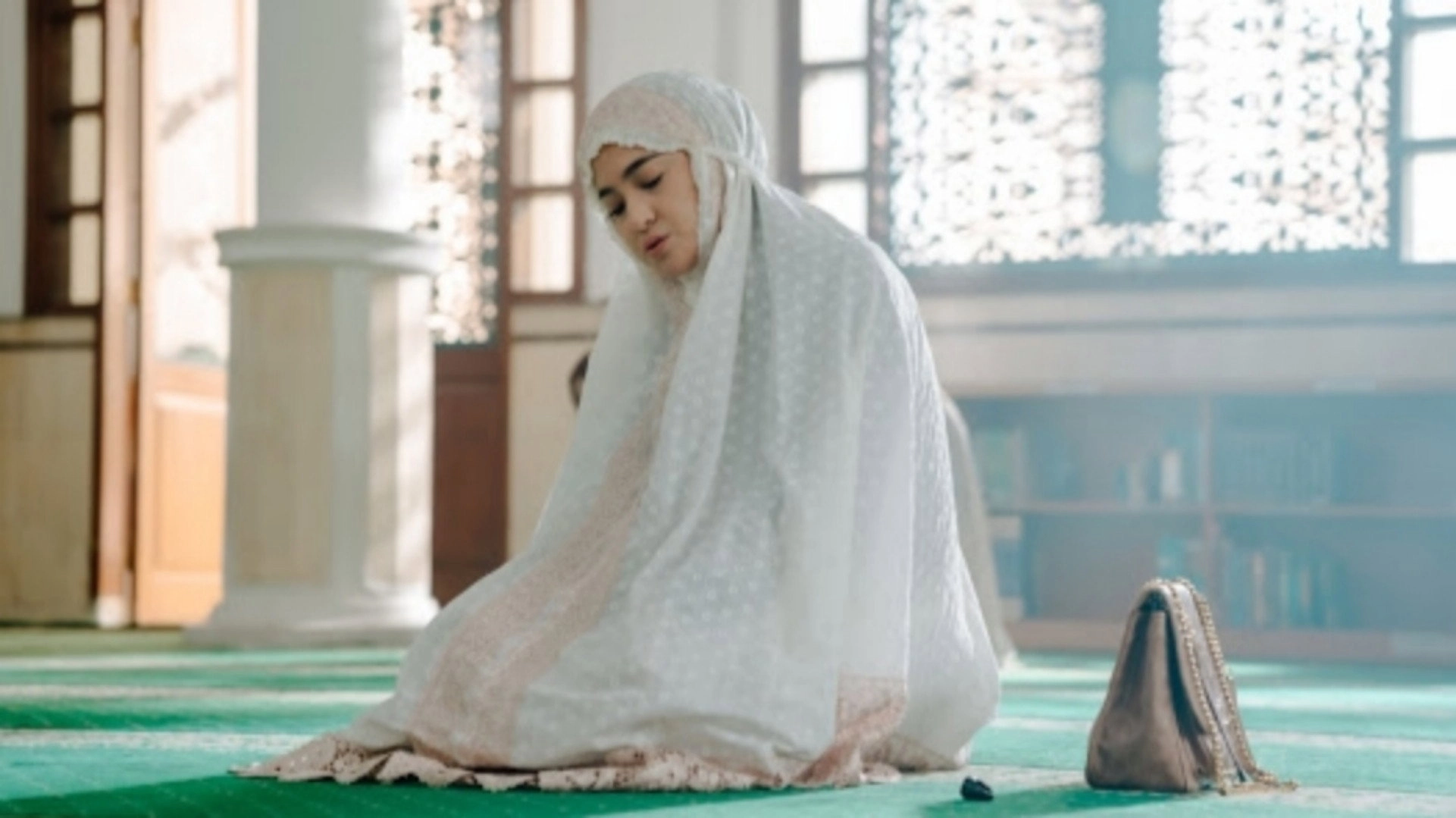 La Tahzan: Cinta, Dosa, Luka...